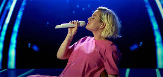 22, 2020 9:15 pm est. Katy Perry S Daisies Groundbreaking Performance On American Idol Pushes Boundaries For Extended Reality The Ritz Herald