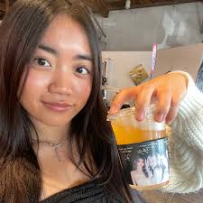 hiii, my name is dahlia and im from socal!! i'm 100% committed to uc  berkeley for media studies! i'm a huge foodie & matcha enthusiast! i also  love fashion, anime, and spontaneous