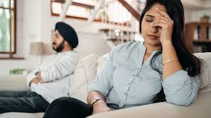 Kamu juga bisa menjadikannya sebagai status di media sosialmu. 25 Kata Kata Sindiran Buat Suami Yang Tidak Perhatian 2021 Poskata