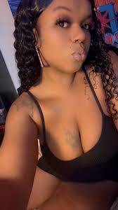 CALLING ALL GIRLS!!! Let's rack up our followerzz and support  eachothers💋🤑🤞🏾