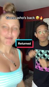 Your fav duo 🤣 @travelwithzoe 👣🌴 #fyp #fypシ゚ #viral #trending #dancehall  #zess #aaronduncan #travelwithzoe #single #trinidad #back