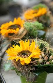 Blumen Tischdeko Eine Frische Idee Deko Feiern Haus Garten Zenideen Tischdeko Blumen Blumentisch Tischdeko