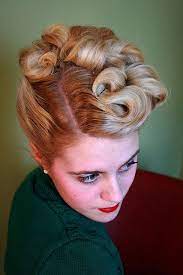 The 40 S Updo Retro Hairstyles Vintage Hairstyles Hair