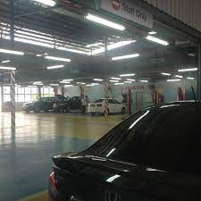 Our technicians have accumulated well over 50years of combined experience over the widest range of motorcycles and are continually undergoing training. Honda Service Center New Era Kajang Selangor