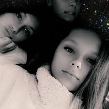 Paige Barrett (25paigebarrett)