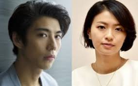 榮倉奈々＆賀来賢人夫妻にとって、子供と実家の距離は重要な問題？ さきほどから お話していますように、 榮倉奈々さんと 賀来賢人さんには 子供が生まれますので、 子供を育てていく上でも お互いの実家から 自宅までの距離が近いことは è³€æ¥è³¢äººã®å«ã®åå‰ã¯ å­ä¾›ã®å¹´é½¢ã¨æ€§åˆ¥ã‚‚ãƒã‚§ãƒƒã‚¯ Trend Movie Com