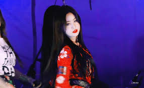 Gif Soojin And Gi Dle Image 6398671 On Favim Com