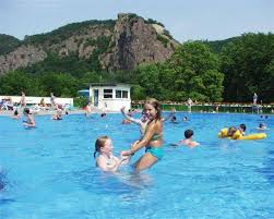 Schwimmen Freizeit Aktiv Entdecken Herzlich Willkommen Bad Muenster Am Stein