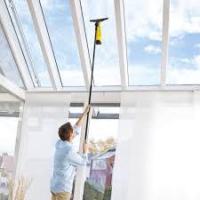 La marque a par exemple imaginé des petits nettoyeurs vapeur spécial vitres. Quel Nettoyeur De Vitre Karcher Choisir