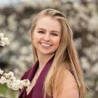 Kristin Crouch's Instagram, Twitter & Facebook