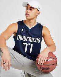 Currently over 10,000 on display for your. Jordan Nba Dallas Mavericks Doncic 77 Swingman Jersey Weiss Jd Sports