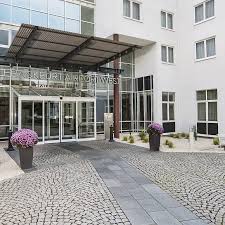 Hotel is located in 2 km from the centre. Hotel Holiday Inn Frankfurt Airport Neu Isenburg Neu Isenburg Trivago De