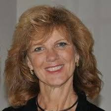 Joni Moss's Instagram, Twitter & Facebook