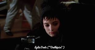 Geena davis is an american actress. You Look Like A Regular Girl To Me Or Reasons Why I D Like To Raid Lydia Deetz S Closet Dallo Spazio