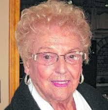 Alice Piotrowski's Instagram, Twitter & Facebook