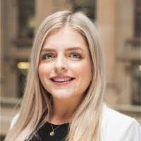 Darcie Douglas's Instagram, Twitter & Facebook