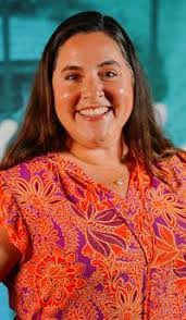 Sara Pedretti's Instagram, Twitter & Facebook