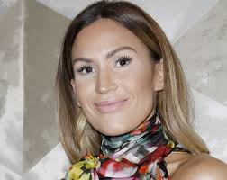 Being the child of a man who was a keen fan of football, led rabiot's life to connect directly to the football world. Rabiot Taille Poids Francais Nouveau Aujourd Hui