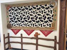 Western calendar set and classroom decorations. Bulletin Board For Western Theme Classroom Classroom Decor Western Theme Classroom Themes