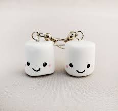 Kawaii Sonriendo Blanco Malvavisco Pendientes Polimero Arcilla Etsy Polymer Clay Jewelry Clay Jewelry Polymer Clay