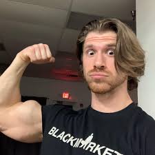 Obligatory flex Friday post 😬 #teamgrit #gotgrit