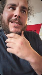 Doh be fooled by the glitz and glamour allyuh does see