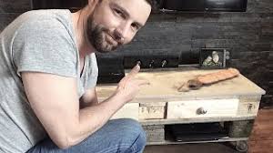 Couchtisch aus europaletten im shabby look selber bauen. Paletten Sideboard Tutorial I Ben S Mission Youtube