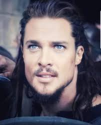 Rollo 👍🏼 vs Uhtred ❤️