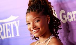 Hairstylist Reveals 'Little Mermaid' Team Spent 'At Least $150,000' On  Halle Bailey's Beautiful Ariel Hair • Hollywood Unlocked