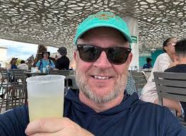 Big Bertha's Fish Joint, 190 N Lake Ave, Pahokee, FL 33476, US