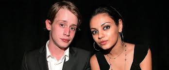 Check out the latest german milf videos at porzo.com. Mila Kunis Und Macaulay Culkins Beziehung Endete In Einer Schrecklichen Trennung Ein Ruckblick Auf Ihre Liebe