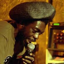 Biografía de Della Grant