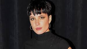 Halsey is a city in linn county, oregon, united states. Halsey Announces New Album If I Can T Have Love I Want Power Teen Vogue