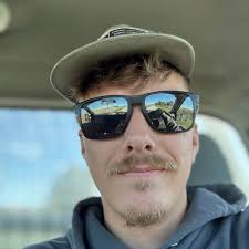 Bradley Stuart (@bradley.stuart.58) • Facebook, Connect with friends