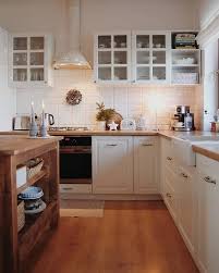 Pin By Eniko Kiss On Sutik Kitchen Design Home Kitchens Starter Home