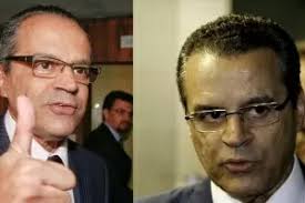 «rapou o cabelo porque ele vai ser um doente oncológico em destinos cruzados». Fotos Veja Fotos De Politicos Que Ja Fizeram Implantes De Cabelo 04 04 2014 Uol Noticias