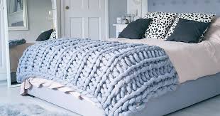 Knitted baby hats are an essential accessory, and most of them are quick and easy to make for knitters of any experience level. You Can Make This Cozy Giant Blanket In Just 4 Hours Bored Panda