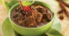 Jika dicuci menggunakan air, aroma prengus pada kambing justru semakin kuat meskipun sudah dimasak. Resep Dan Cara Membuat Semur Daging Kambing Yang Lezat