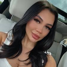 Andrea Lerma (@akyy92)