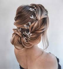 22 Ucesy Na Vencek Ideas Svadobne Ucesy Ucesy Vlasy