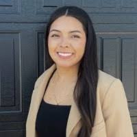 Gemma Reyes's Instagram, Twitter & Facebook