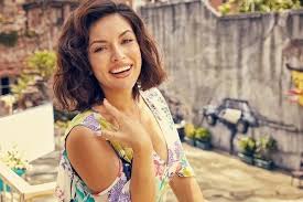 Ezgi mola ile ilgili detaylı bilgi alabilir, kim olduğunu, nereli olduğunu, yaşını ve boyunu öğrenebilir. Ezgi Mola Biography Height Life Story Super Stars Bio