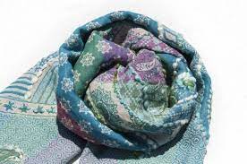 水煮羊毛披肩 針織圍巾 刺繡圍巾 羊毛披巾 喀什米爾cashmere 花 omhandmade 圍巾 披肩 pinkoi baby car seats baby car car seats