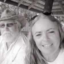 What nostalgia races have fuel cars?