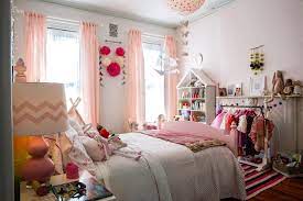 The intern movie movie tv edward fox something's gotta give in theaters now fox tv documentary film movies and tv shows documentaries. The Intern Set Design Architectural Digest
