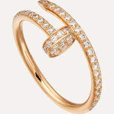 Un solitaire comme bague de fiançailles, un solitaire pour une occasion spéciale comme un mariage, pour un anniversaire ou tout simplement pour vous faire plaisir : Crb4231400 Bague Juste Un Clou Or Rose Diamants Cartier