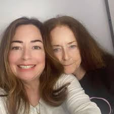 Carrie Underwood full