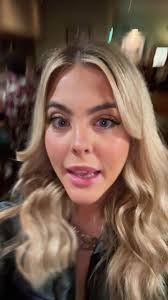 Danielle Bundy's Instagram, Twitter & Facebook