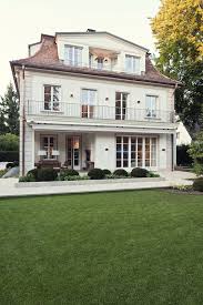 European down duvets & pillows. Hightech Wohnen Smart Homes