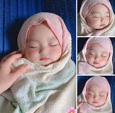 Menurut ibnul qayyim, ada beberapa hikmah dari adzan dan iqamat tersebut, di antaranya: The Tazkirah Iman Kenapa Perlu Azan Dan Iqamah Di Telinga Bayi Baru Lahir Soalan Apabila Kita Di Kurniakan Seorang Anak Menjadi Amalan Kita Untuk Azan Dan Iqamah Di Telinga Anak Tersebut